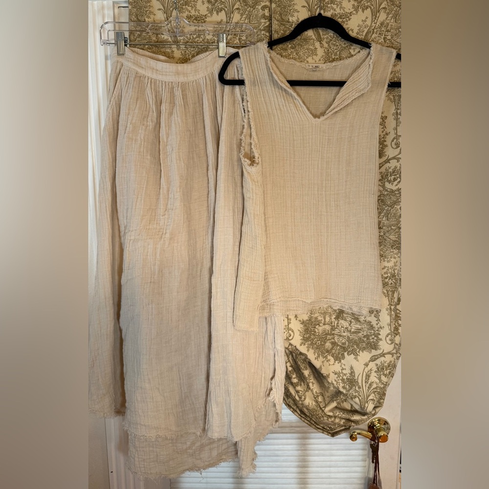 It is well LA Gauze 100% Cotton Sleeveless Top and Maxi Skirt Set in Natural